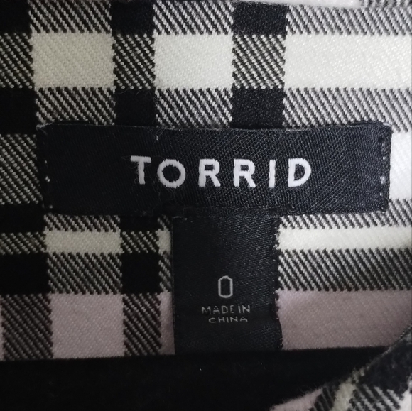 Torrid Flannel Hooded Anorak Coat Pink Ivory Black Plaid Jacket Women’s Size 0X - Picture 7 of 9